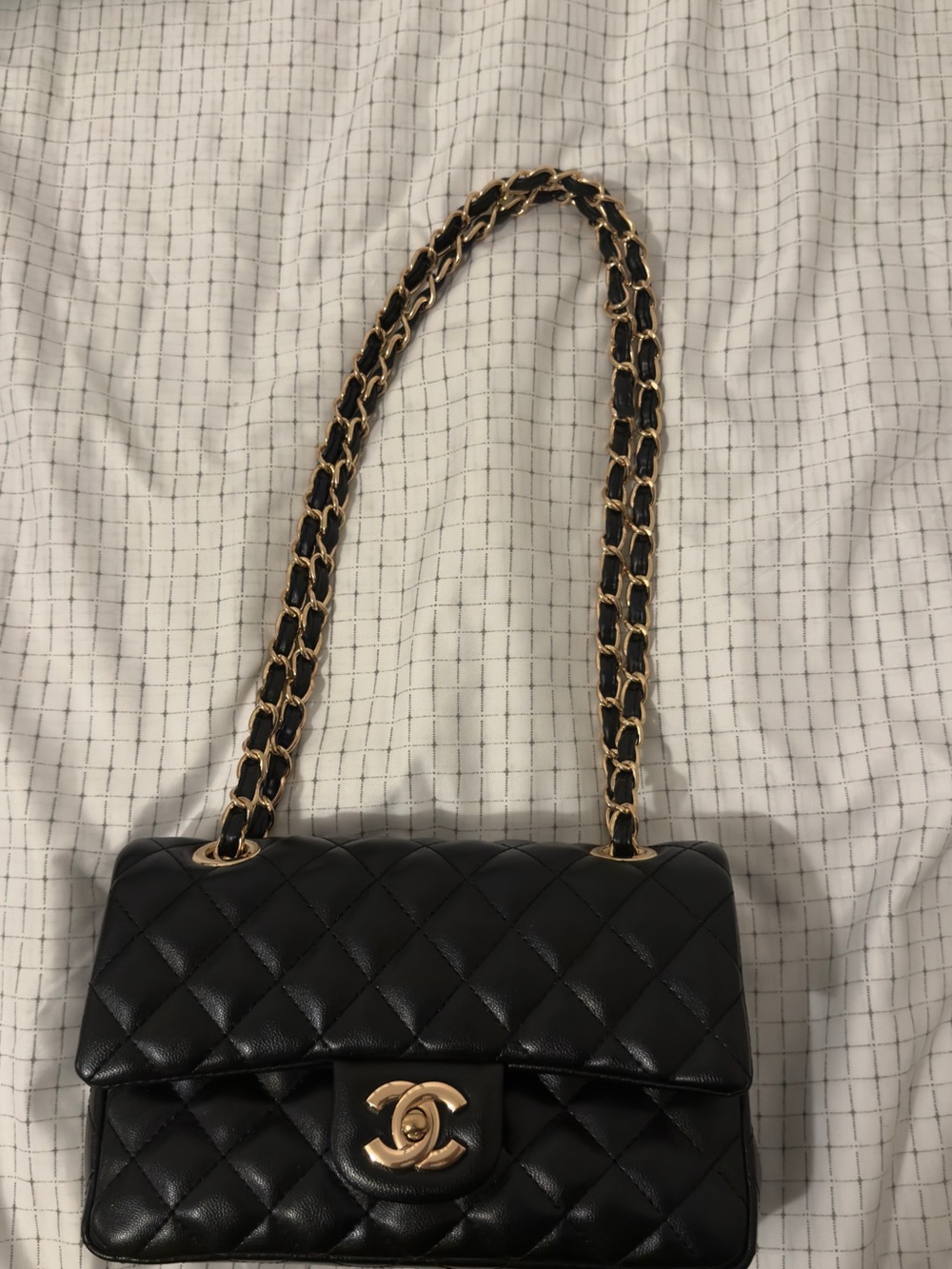 Classic Black Quilted Chain Shoulder Bag with Gold Hardware